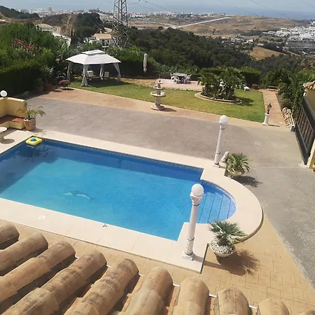 Σπίτι διακοπών Roca Caravan Εστεπόνα